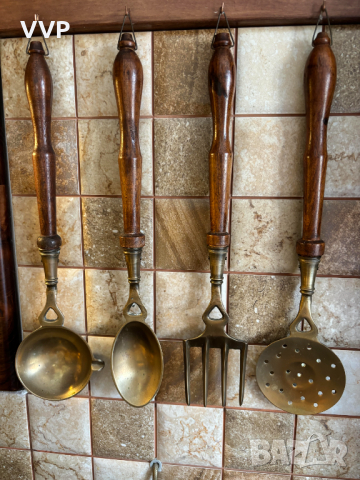 Кухненски прибори от дърво и месинг, снимка 2 - Антикварни и старинни предмети - 45073127