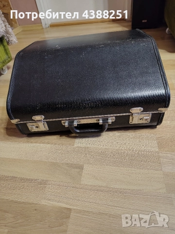 Акордеон Роял Стандарт с куфар, снимка 7 - Акордеони - 52621980