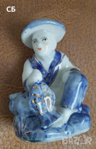 Средни и малки порцеланови фигурки, снимка 5 - Статуетки - 48750229