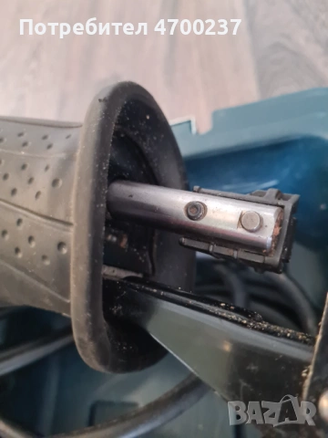 Електрически саблен трион Bosch GSA 1100 E Professional, снимка 2 - Триони и циркуляри - 53024067