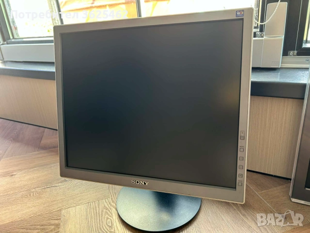 19" Монитор Sony SDM-S95DR