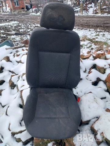 Здравейте продавам пасажерска седалка и задна от Астра h хечбек