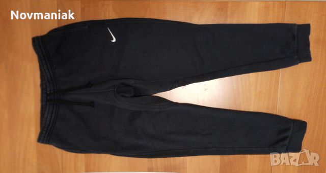 Nike-В Много Добро Състояние, снимка 5 - Спортни дрехи, екипи - 45396024