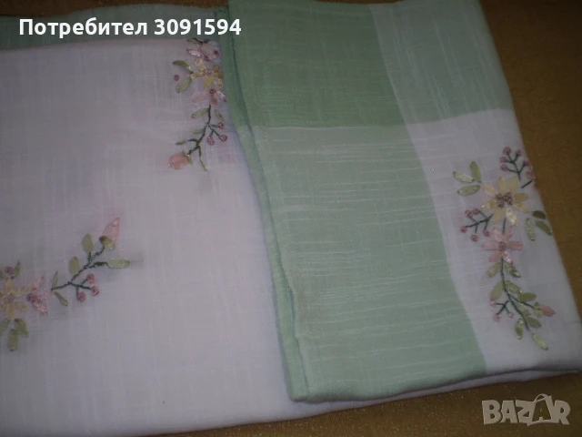 Бродирана голяма покривка за маса многоцветна бродерия, снимка 4 - Покривки за маси - 51042297