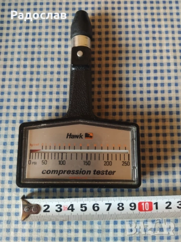 стар автомобилен манометър HAWK  USA, снимка 9 - Аксесоари и консумативи - 53931928
