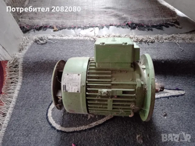 Фланцов ел мотор, снимка 4 - Електродвигатели - 49845519