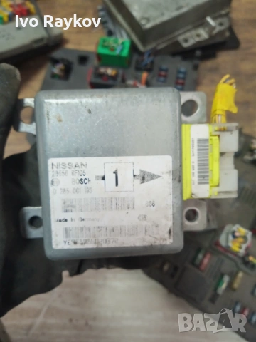 ECU airbags NISSAN PRIMERA (P11) 2.0 16V 285569F105 