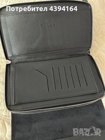 Мъжки клъч Guess, снимка 5 - Чанти - 52623809