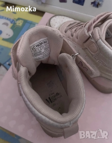 Високи кецове с Мини Маус на waikiki н-р 29 с подарък!, снимка 5 - Детски обувки - 52120987