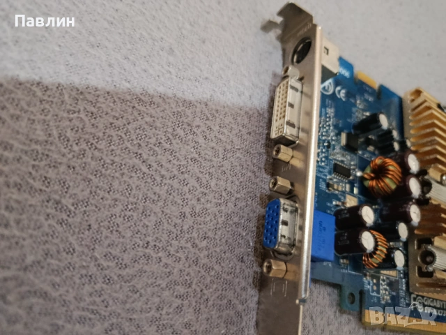 Видео карта GIGABYTE, снимка 2 - Видеокарти - 53302694