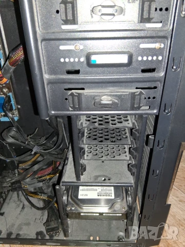 настолен компютър, снимка 5 - За дома - 50505335
