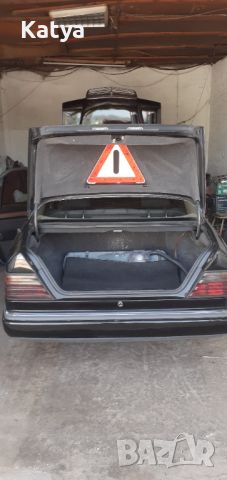 MERCEDES-BENZ 200 E - 1991 г. - бензин и газ - черен металик, снимка 9 - Автомобили и джипове - 46559112