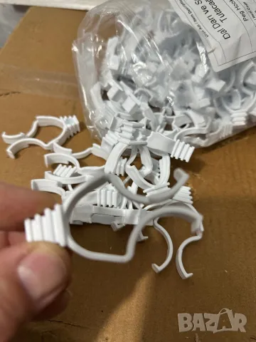  Продавам аксесоари за птици 