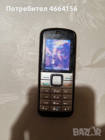 Nokia 6070 със следи от употреба