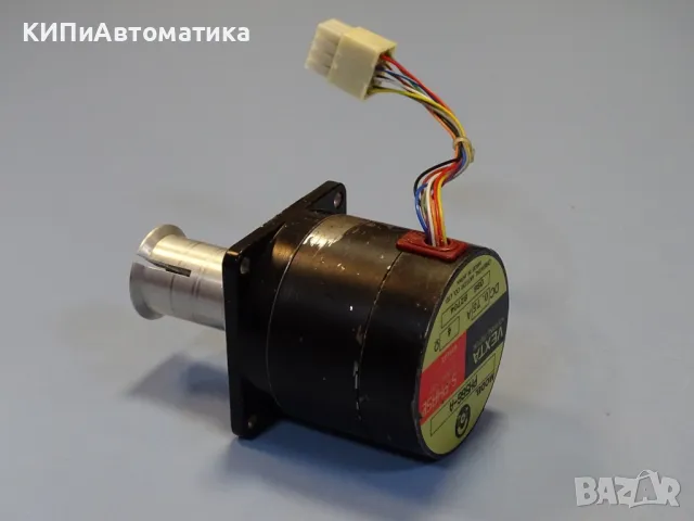 Стъпков мотор VEXTA PH566-A stepping motor 5-phase 24VDC, снимка 7 - Резервни части за машини - 48767425