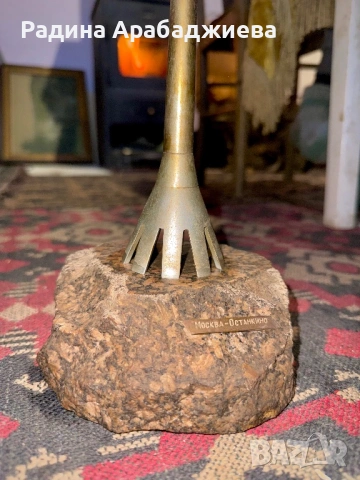 Ретро макет на кулата „Останкино“ – Москва | Месинг и естествен камък