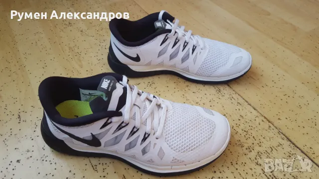 Като нови бели маратонки Nike Free 5.0 за момиче с р-р 38,5, снимка 5 - Маратонки - 47241341