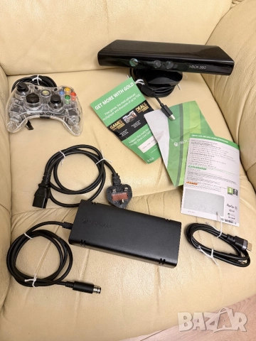 Xbox 360 E (boxed) с кинект +кристален контролер и игри в кутия, снимка 6 - Xbox конзоли - 52939012