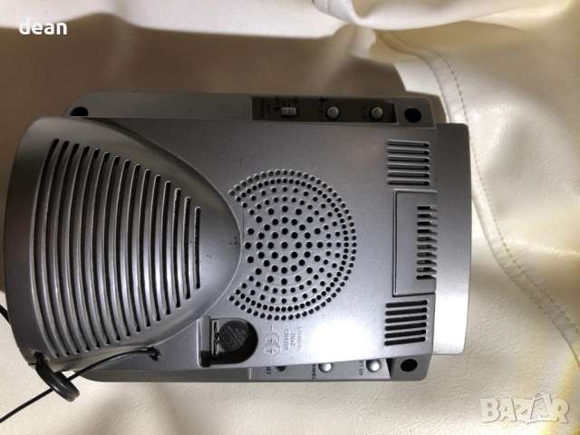 Радиочасовник Universum UR1016, снимка 6 - Радиокасетофони, транзистори - 53843688