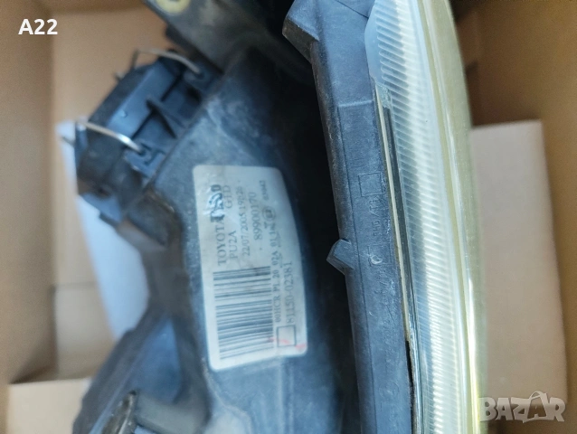 Ляв фар Тойота Корола 2004-2008 е120, снимка 2 - Части - 53257678