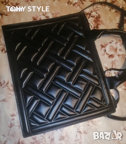 Нова Кожена Дамска Чанта , снимка 2 - Чанти - 53435229