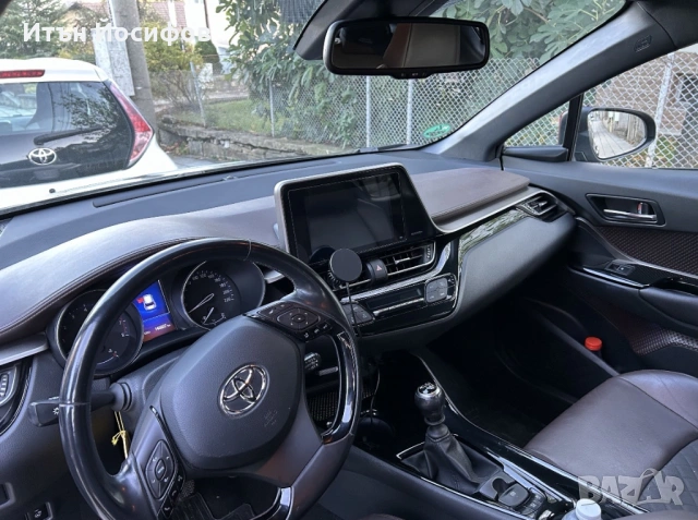Toyota C-HR, снимка 5 - Автомобили и джипове - 54010856