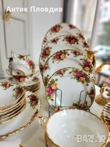 Сервиз за хранене 44 части Royal Albert Old Country Roses, снимка 6 - Сервизи - 53474239