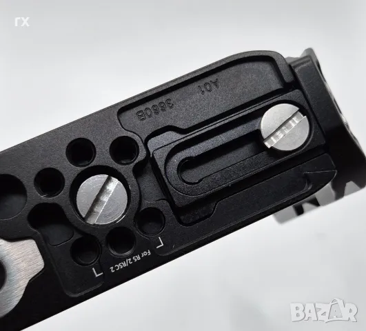 SmallRig L-Bracket за Sony A7 III / A7R III / A9 / 7 IV/Alpha 7 SIII/Alpha 1, снимка 5 - Чанти, стативи, аксесоари - 40459924