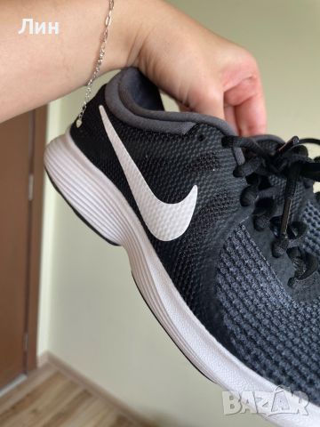 Nike маратонки , снимка 3 - Маратонки - 44018697