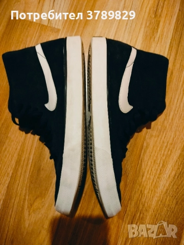 Оригинални Найк 37, 5 номер обувани три пъти, никакви забележки , снимка 2 - Кецове - 51920712