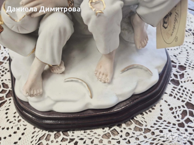 Порцеланова композиция, снимка 10 - Статуетки - 54176055