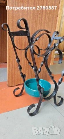 Ретро стойка за чадър от ковано желязо , снимка 3 - Антикварни и старинни предмети - 51115346