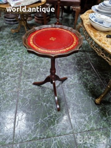 Страхотна антикварна английска помощна масичка , снимка 3 - Антикварни и старинни предмети - 52310056