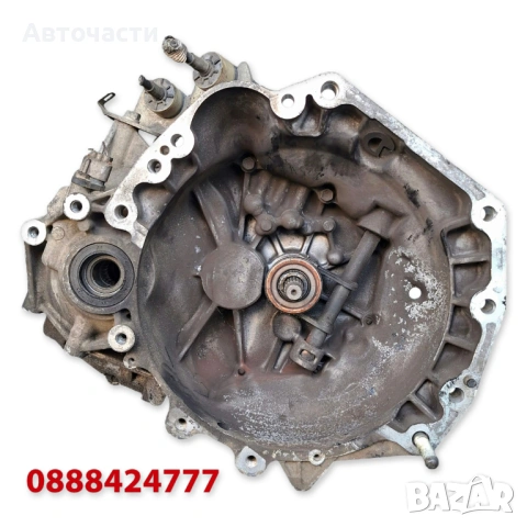 5-степенна ръчна скоростна кутия - Suzuki Swift III 1.3 бензин 92 к.с. (2005 г.+) P30