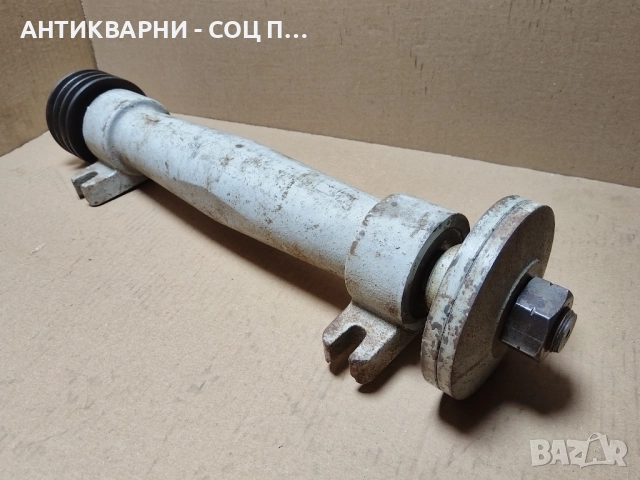 Стар Соц Вал За Циркуляр / 13 кг. , снимка 2 - Резервни части за машини - 52393975