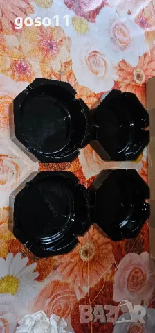 стъклени пепелници