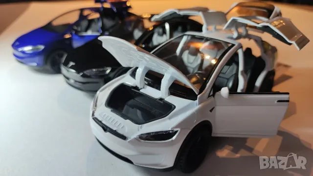 Метални колички Тесла (Tesla Model X), мащаб 1:28, снимка 4 - Коли, камиони, мотори, писти - 48784957