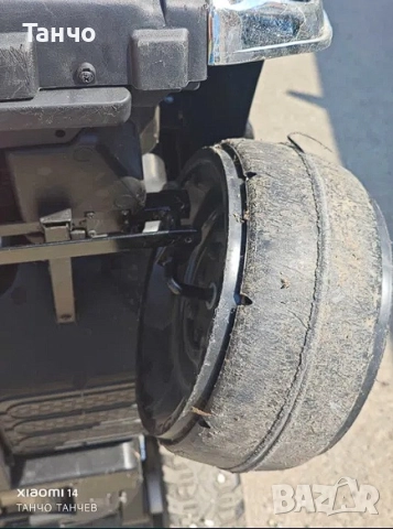 Голям двуместен акумулаторен джип TOYOTA Tundra 12V - 2x9Ah с дистанц., снимка 8 - Други - 51749460