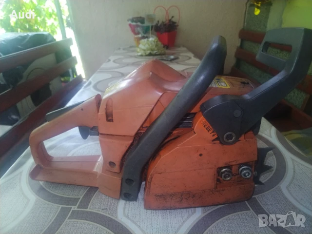 Бензинова резачка за дърва HUSQVARNA 142, снимка 8 - Градинска техника - 50725203