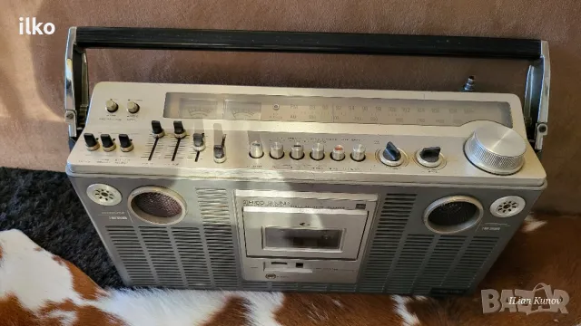 AIWA RT-8600S, снимка 2 - Радиокасетофони, транзистори - 48074404