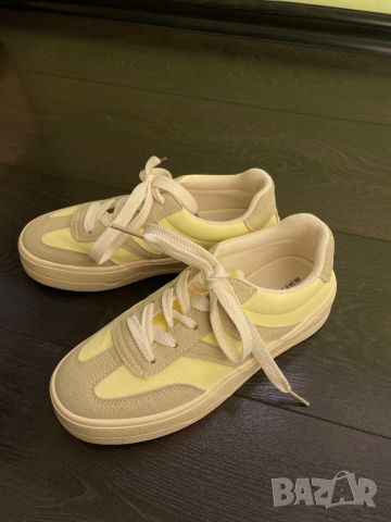 Спортни обувки, снимка 3 - Дамски ежедневни обувки - 45558399