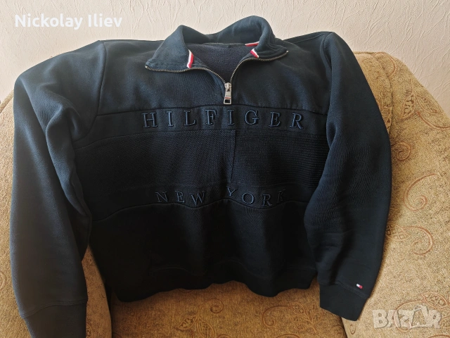 Блуза на Tommy Hilfiger 