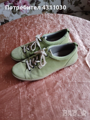 Зелени дамски обувки с връзки от естествен набук- Legero 000823z 40 номер