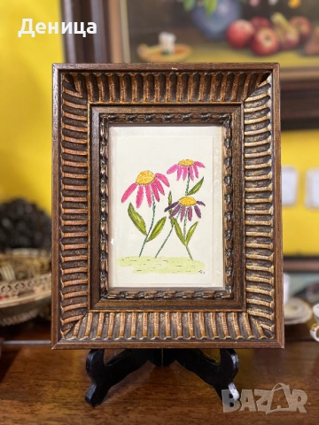 Дървена рамка за спомени♥️ Има едно малко нараняване, което се вижда на повечето снимки и се намира 