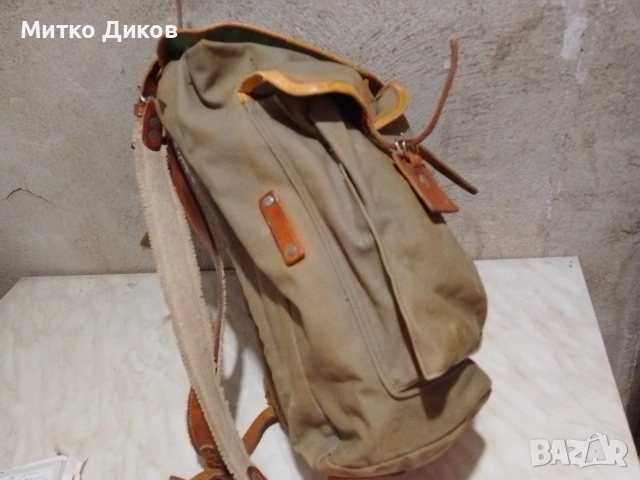 Брезентова раница от соца с кожен капак 51х43см, снимка 4 - Екипировка - 53649237