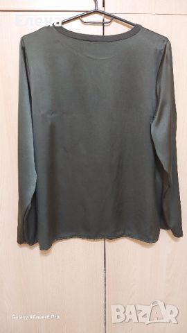 Блуза от плътна коприна Riccovero Norway.
100% е коприна. размер S, снимка 3 - Ризи - 46442536