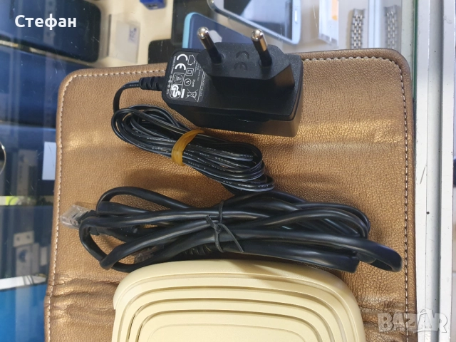 Рутер TP-Link TL-WR740N с адаптер и кабел.  В отлично техническо състояние, добър външен вид., снимка 3 - Рутери - 51972878