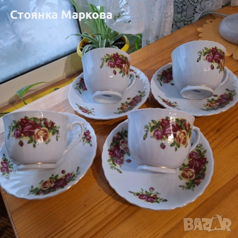 Холандски порцеланов комплект, снимка 7 - Чаши - 53263212