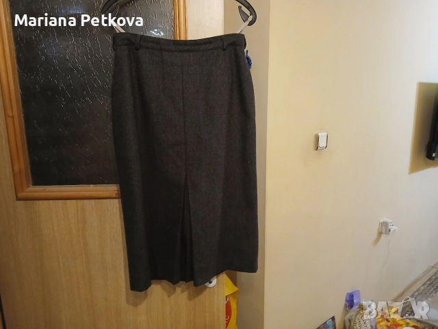 Вълнена пола с плоха