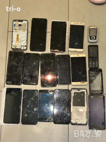 Лот телефони за части на части, снимка 2 - Други - 50743552